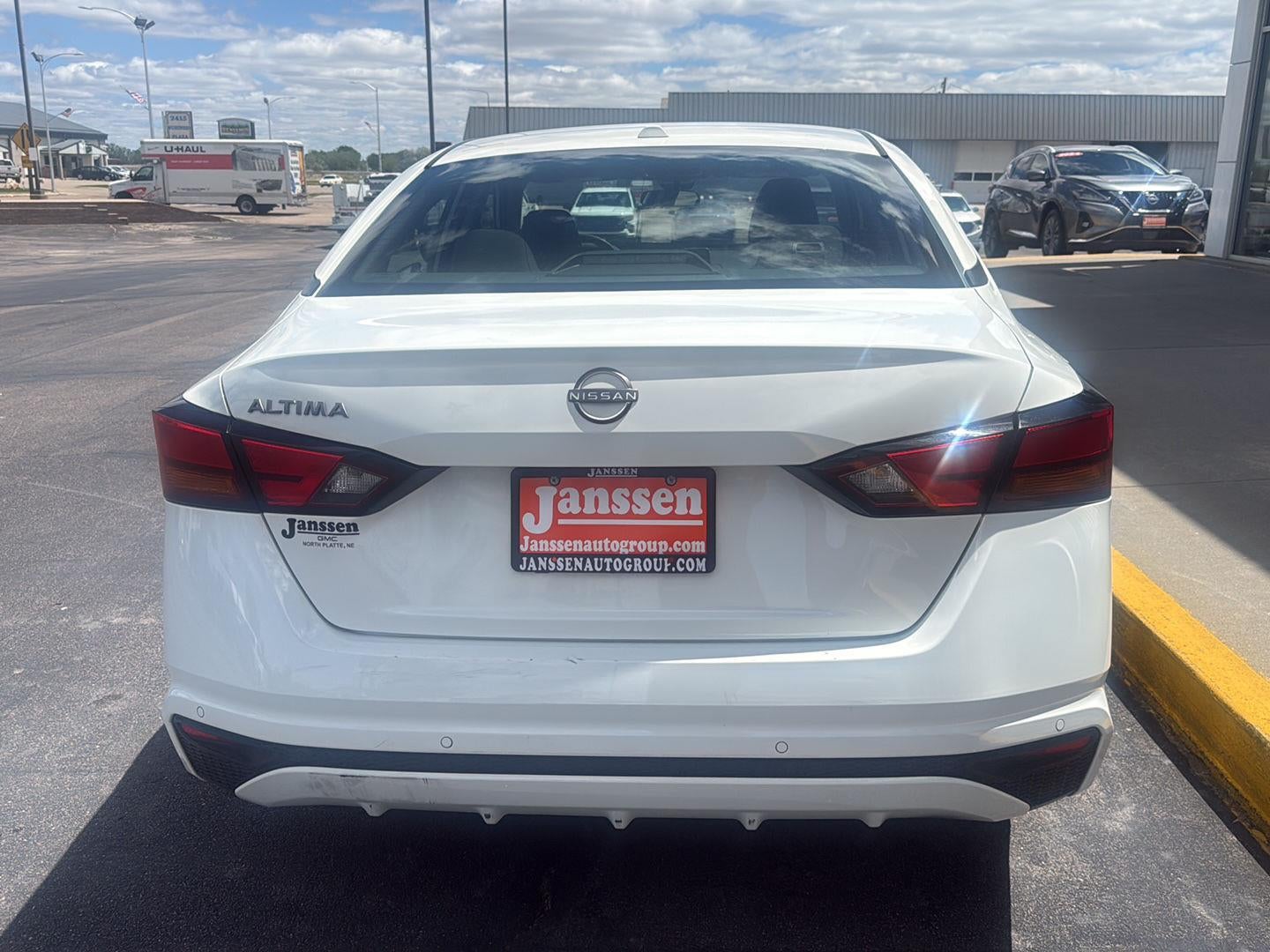 2025 Nissan Altima SV