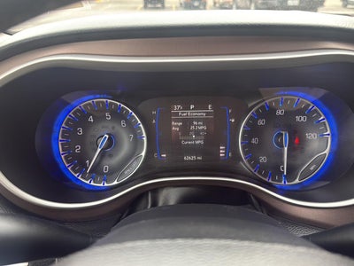 2023 Chrysler Voyager LX