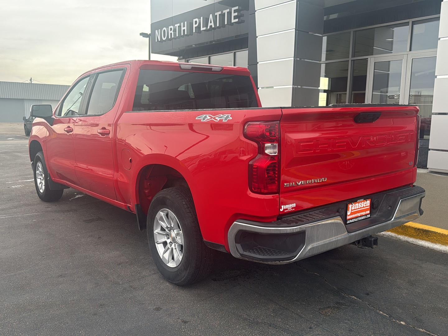 2025 Chevrolet Silverado 1500 LT