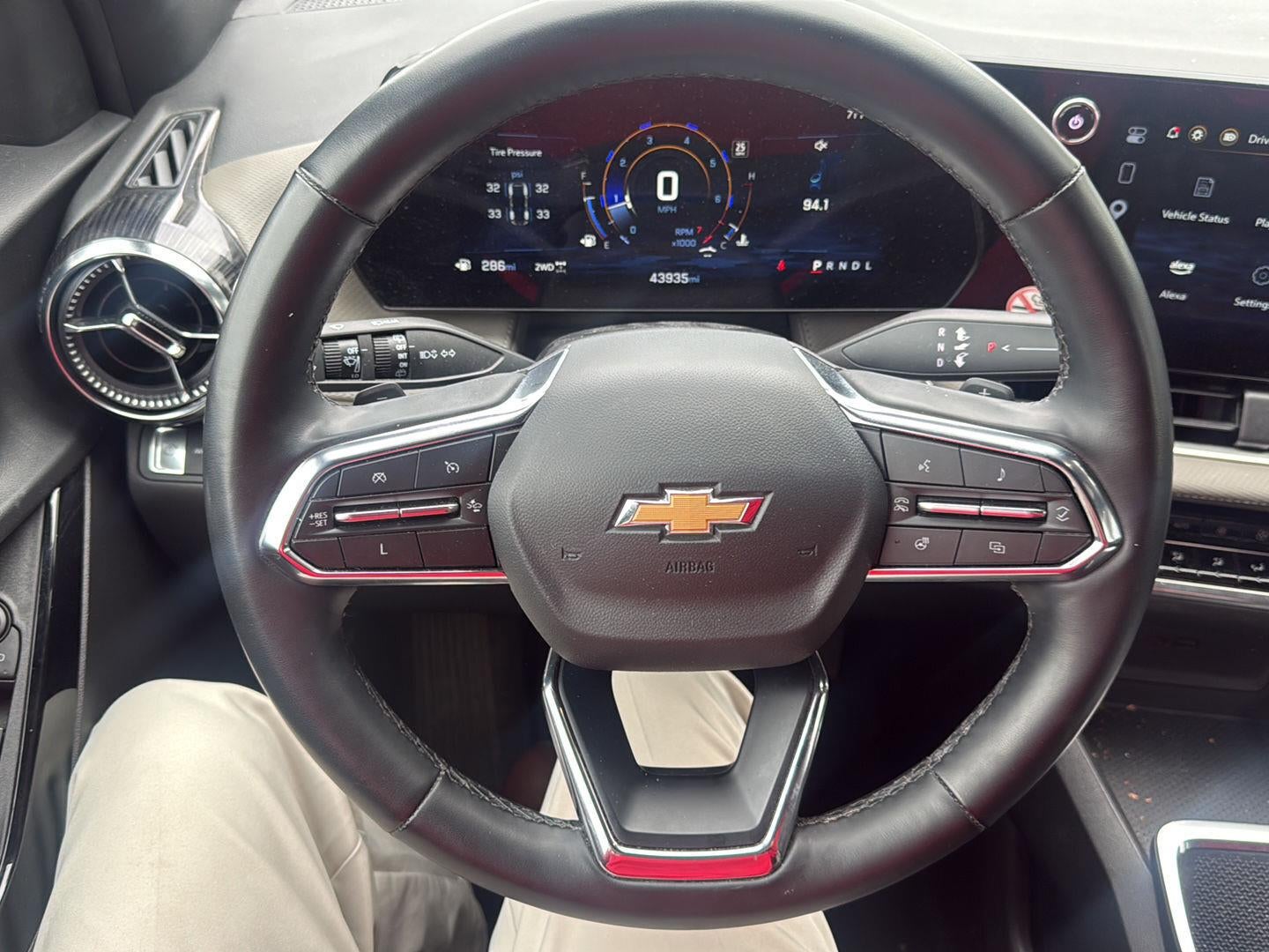 2025 Chevrolet Equinox AWD LT