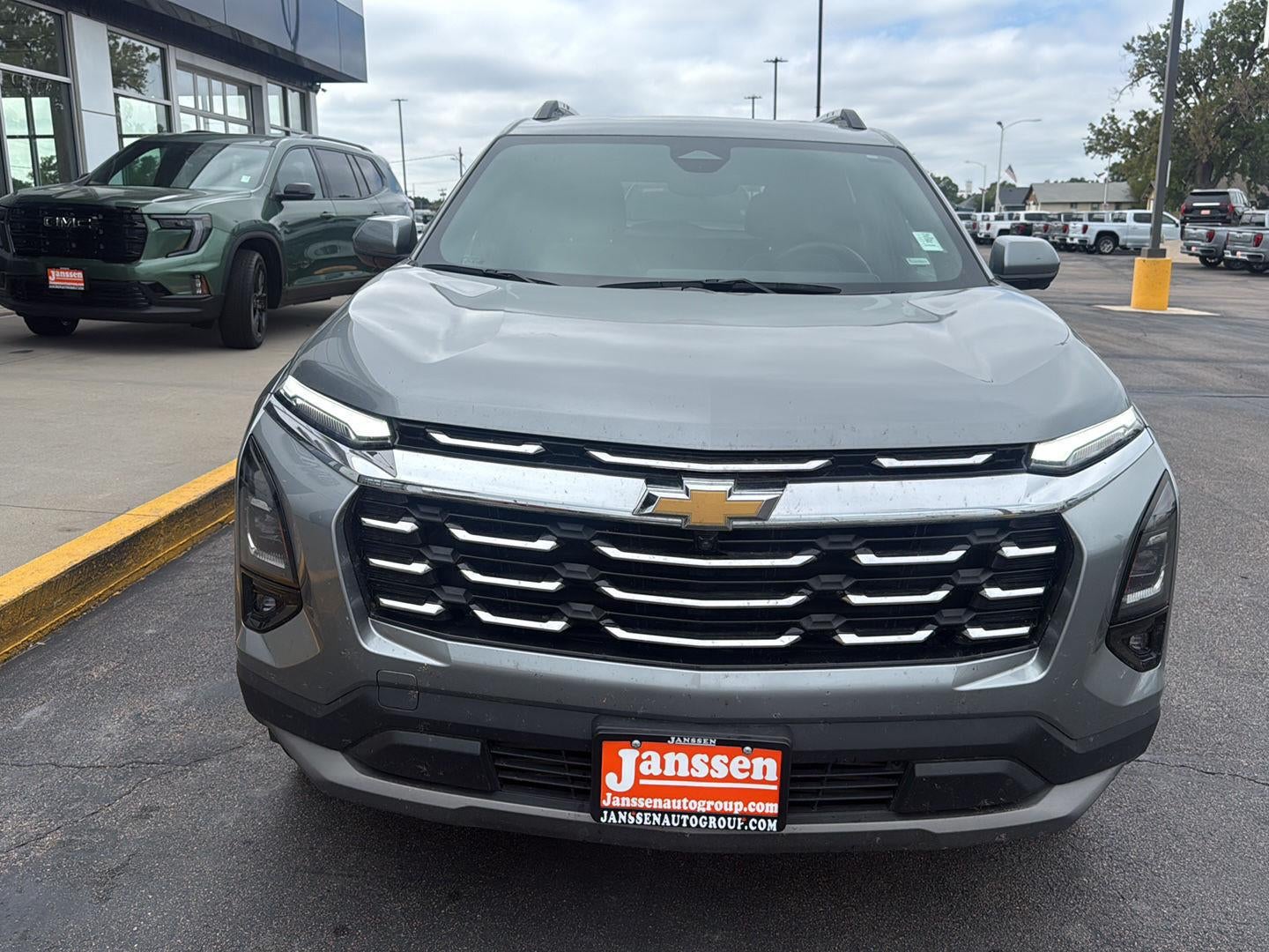 2025 Chevrolet Equinox AWD LT