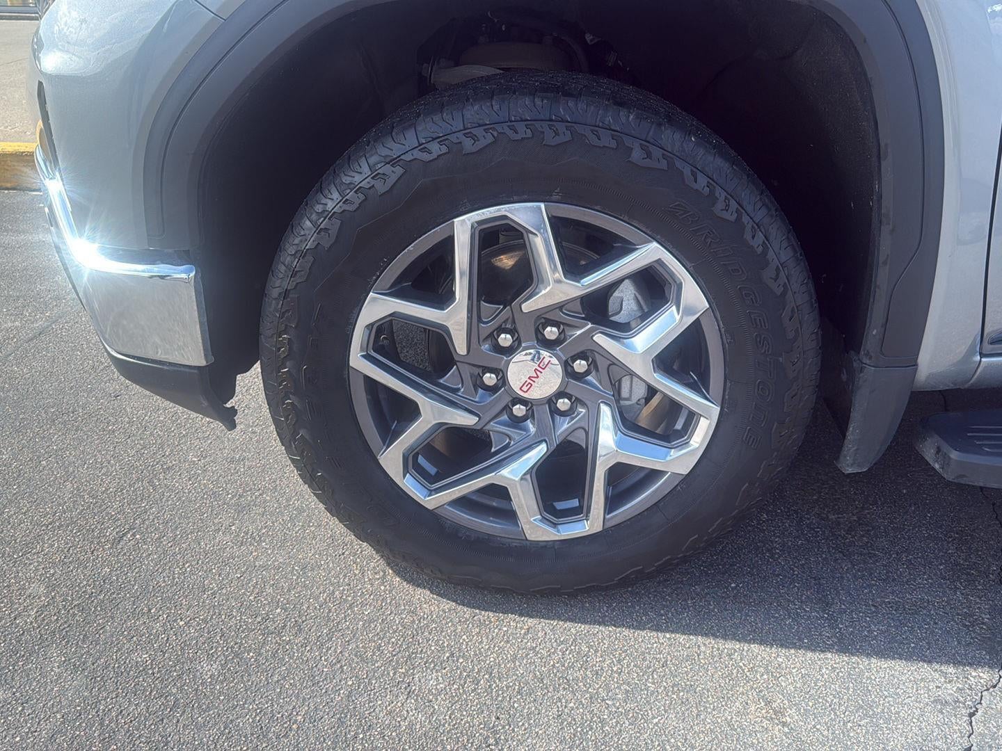 2024 GMC Sierra 1500 SLT