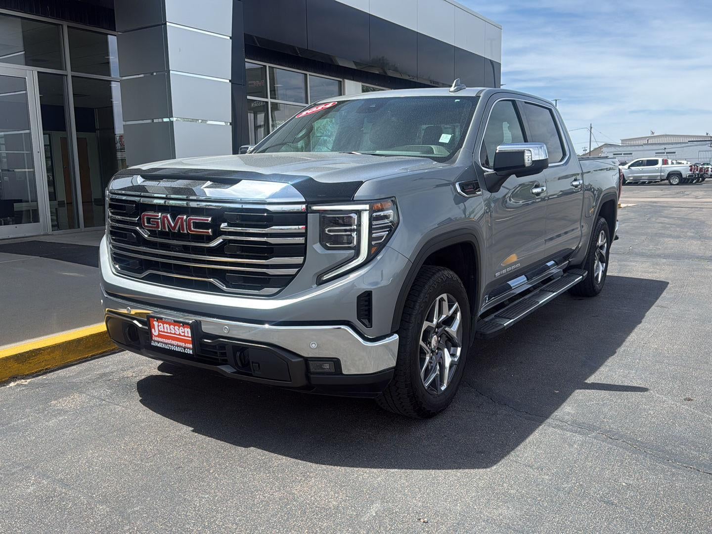 2023 GMC Sierra 1500 SLT