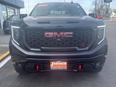 2023 GMC Sierra 1500 AT4