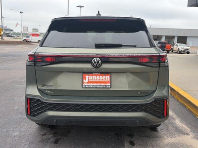 2025 Volkswagen Tiguan SEL R-Line