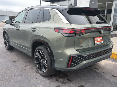 2025 Volkswagen Tiguan SEL R-Line