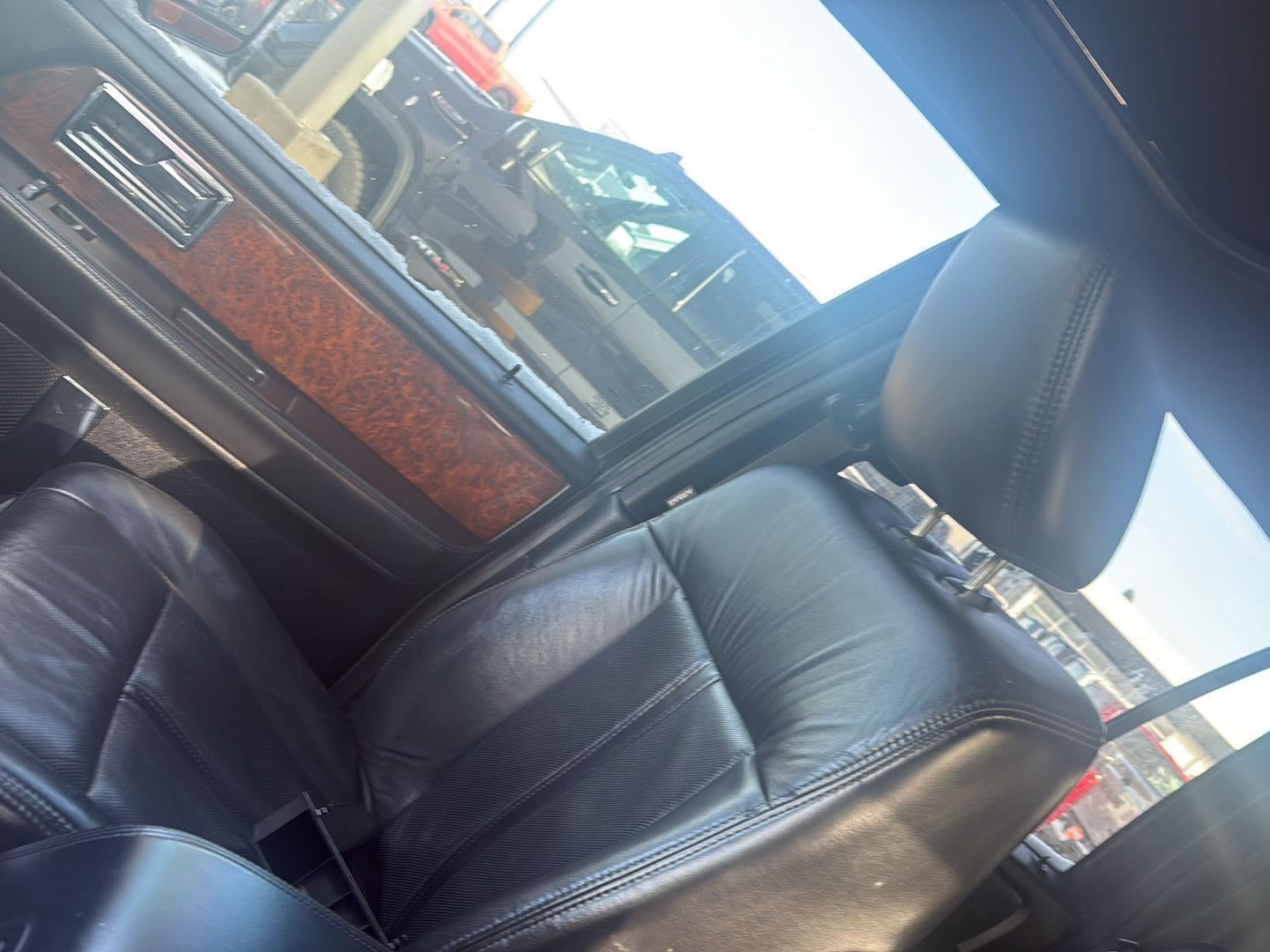 2016 Lincoln Navigator Select