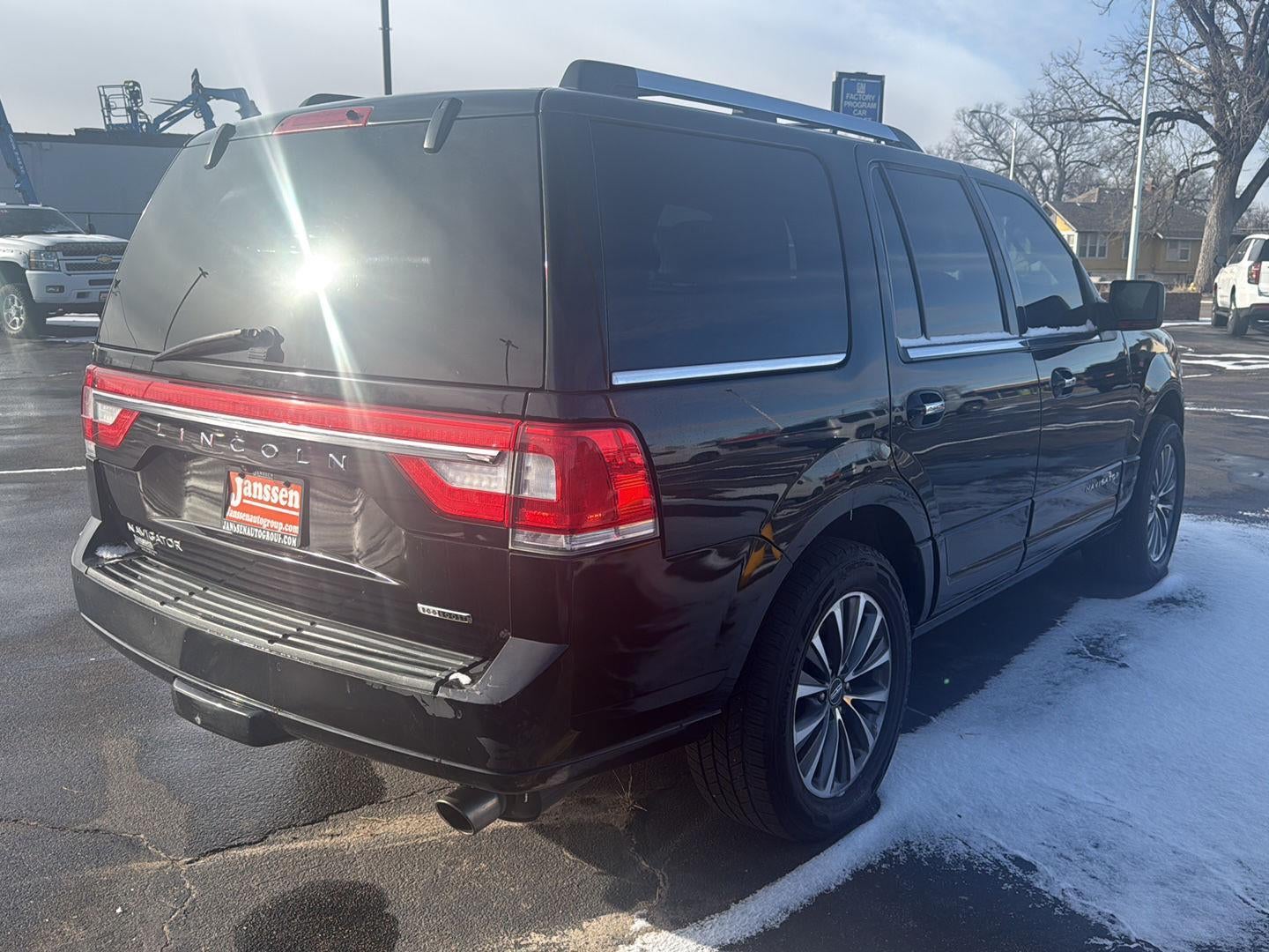 2016 Lincoln Navigator Select