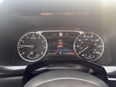 2024 Nissan PATHFINDER SL