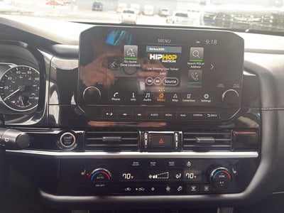 2024 Nissan PATHFINDER SL