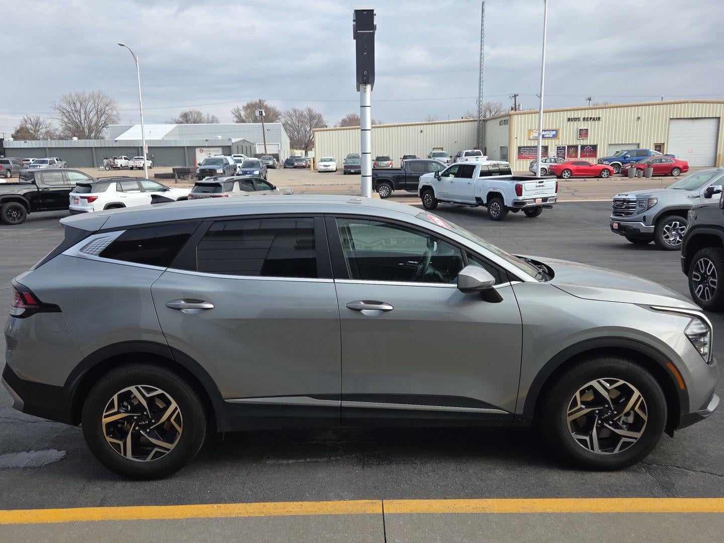 2024 Kia Sportage LX