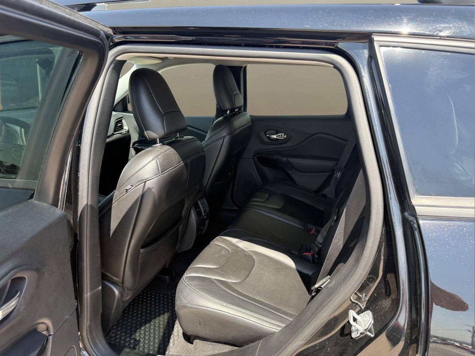 2019 Jeep Cherokee Altitude