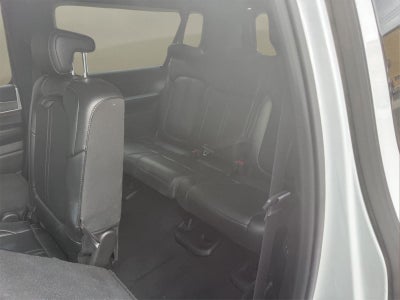 2025 Jeep Wagoneer L Base