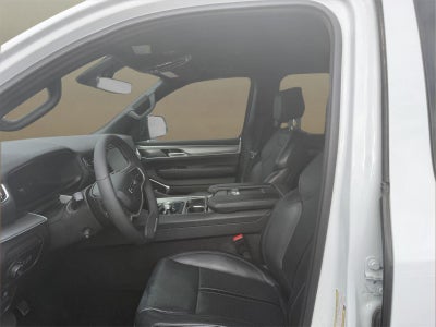 2025 Jeep Wagoneer L Base