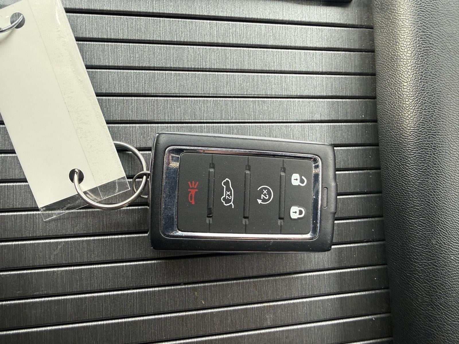 2025 Jeep Wagoneer L Base