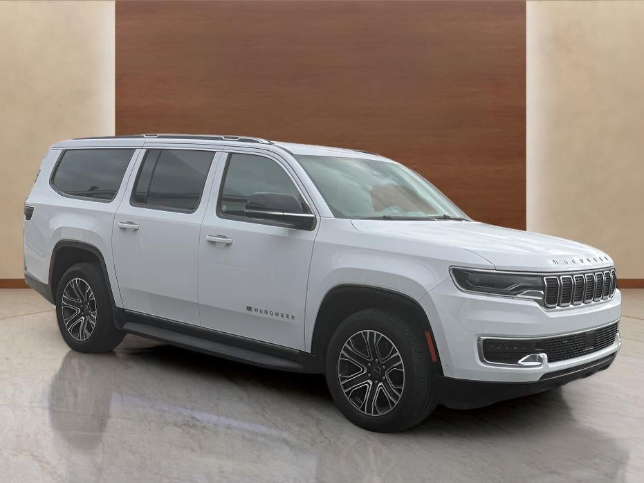 2025 Jeep Wagoneer L Base