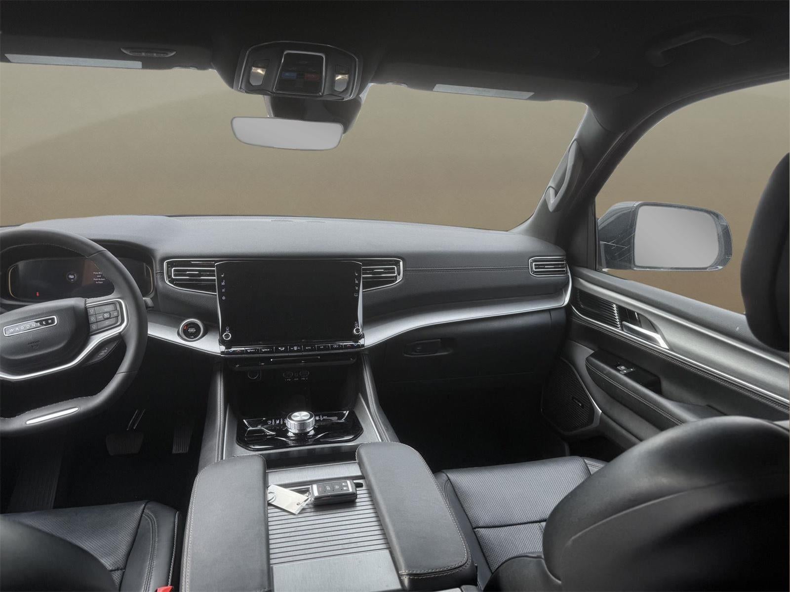 2025 Jeep Wagoneer L Base