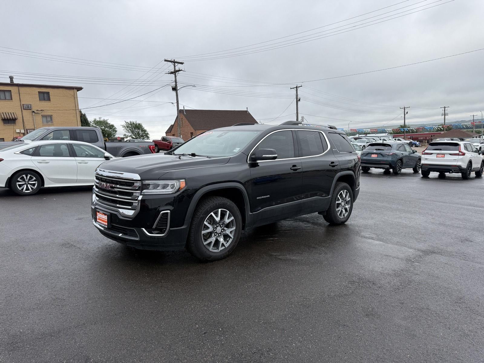 2023 GMC ACADIA SLT