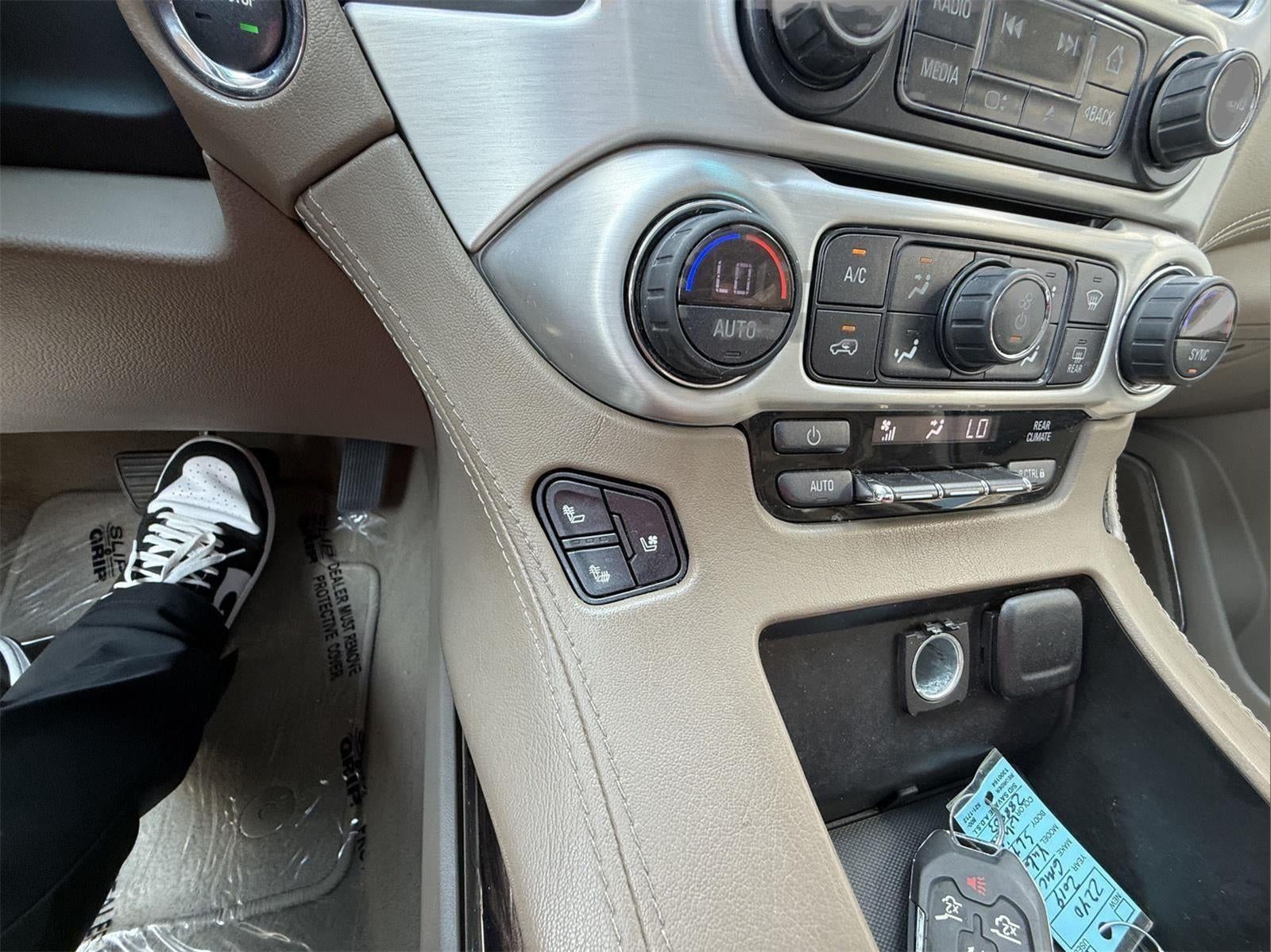 2019 GMC Yukon XL SLT