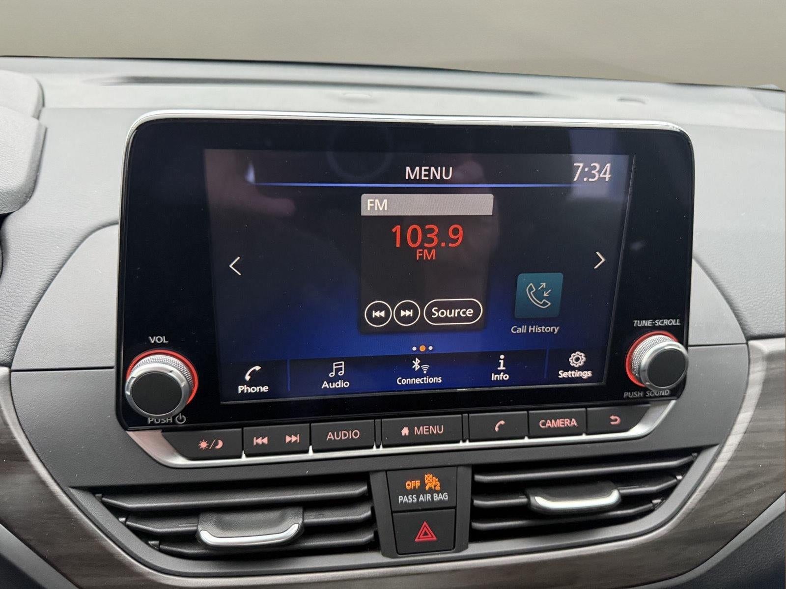 2025 Nissan Altima SV