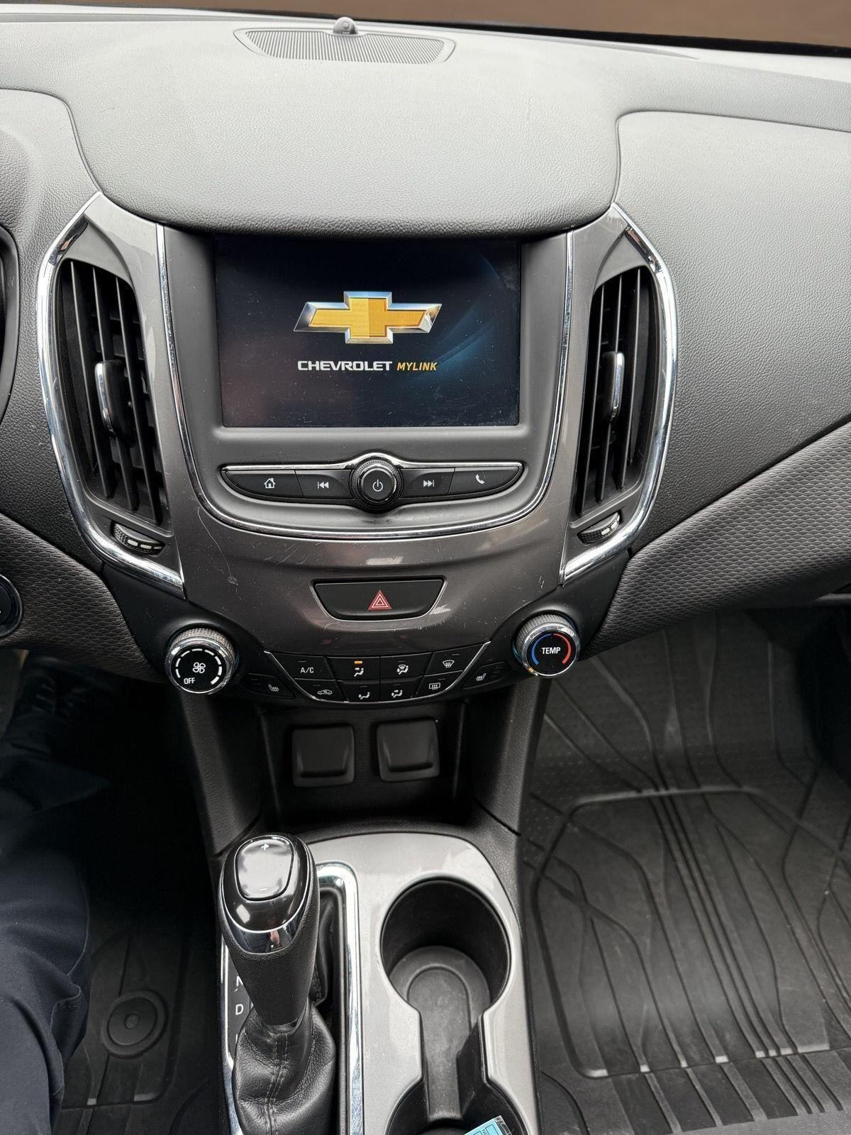 2018 Chevrolet Cruze LT