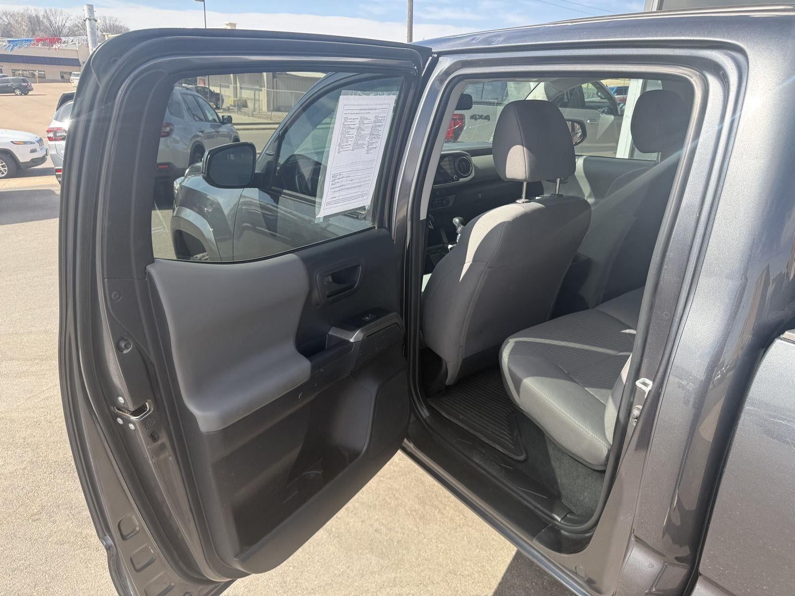 2022 Toyota Tacoma SR5