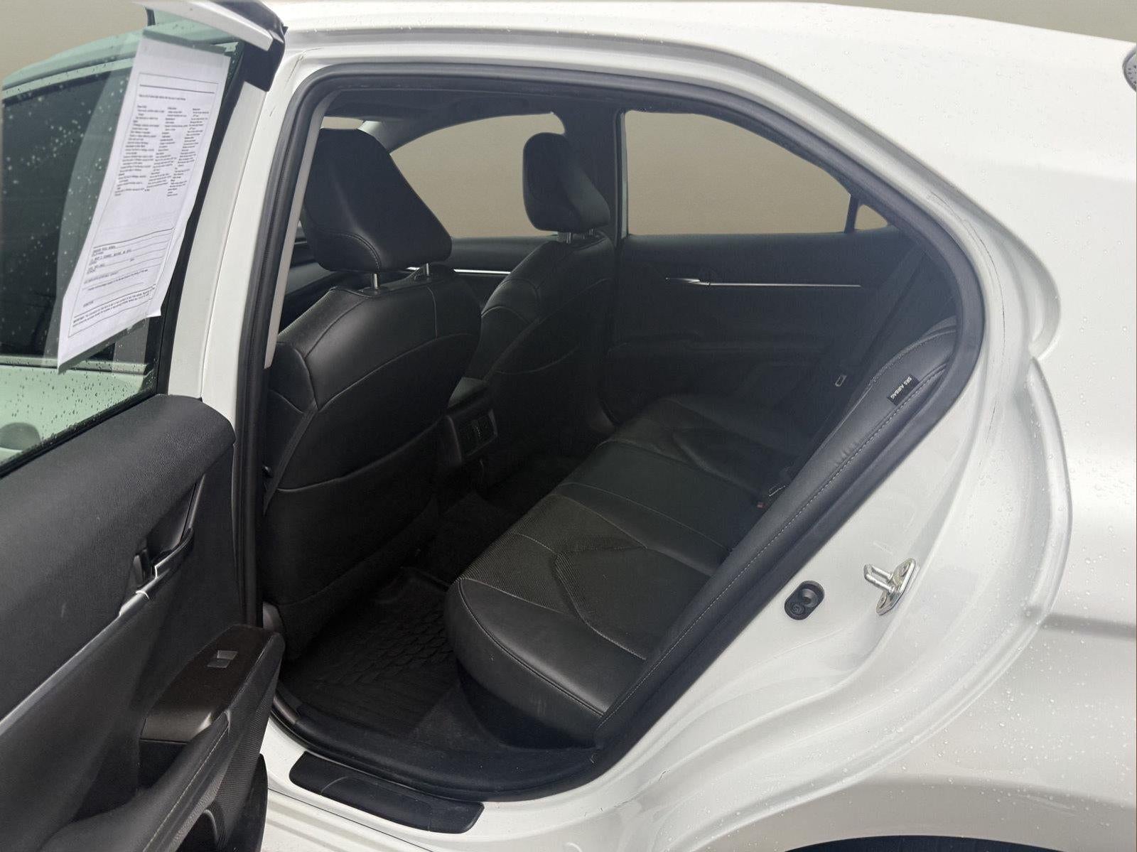 2021 Toyota Camry Hybrid XLE