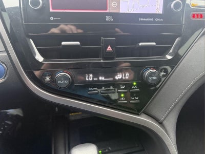 2021 Toyota Camry Hybrid XLE