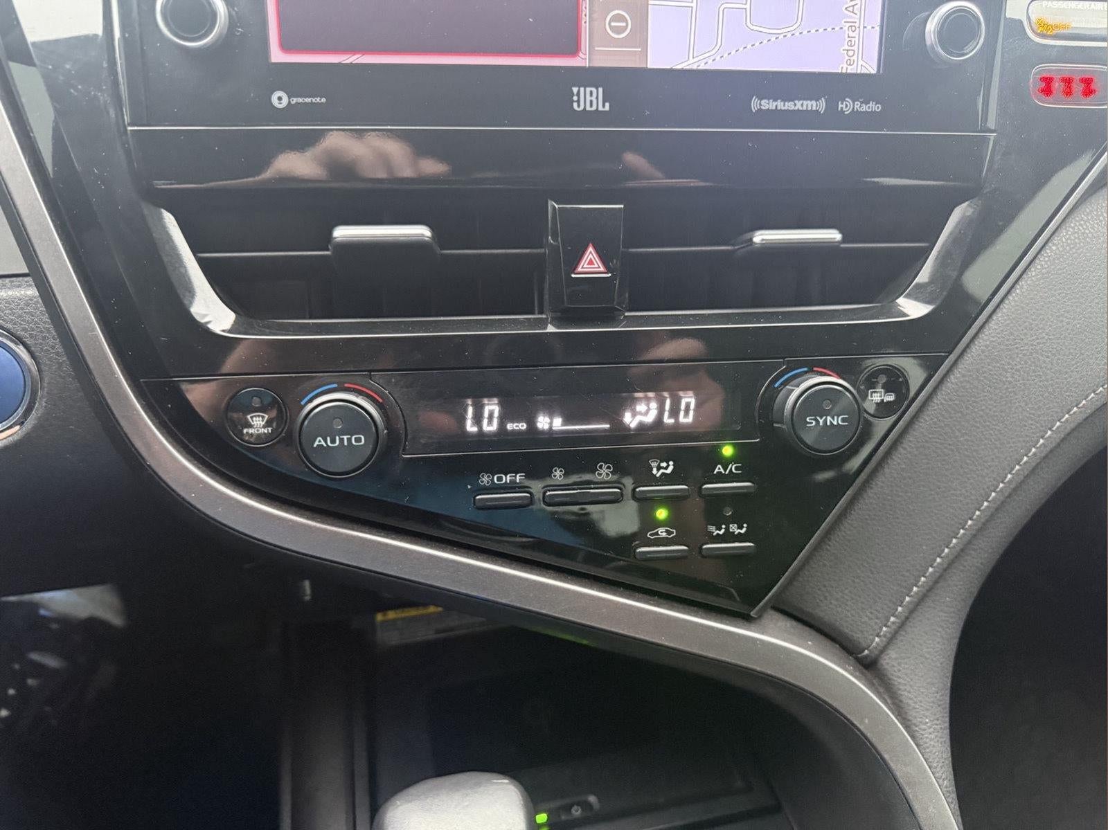 2021 Toyota Camry Hybrid XLE