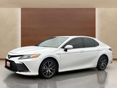 2021 Toyota Camry Hybrid XLE