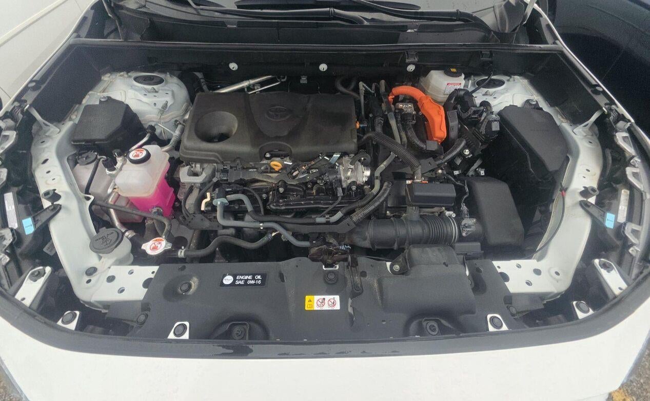 2024 Toyota RAV4 Hybrid LE