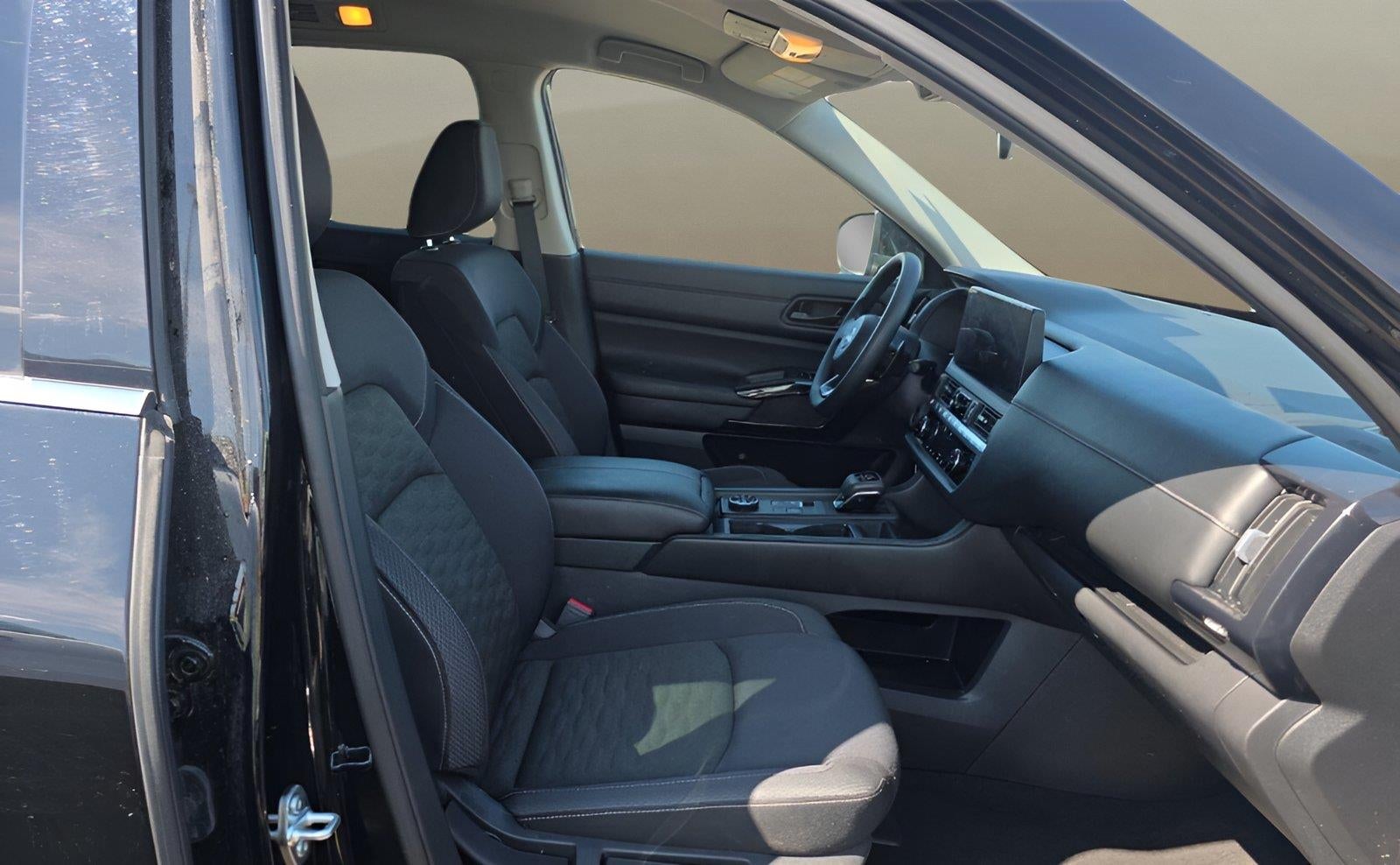 2026 Nissan Pathfinder S