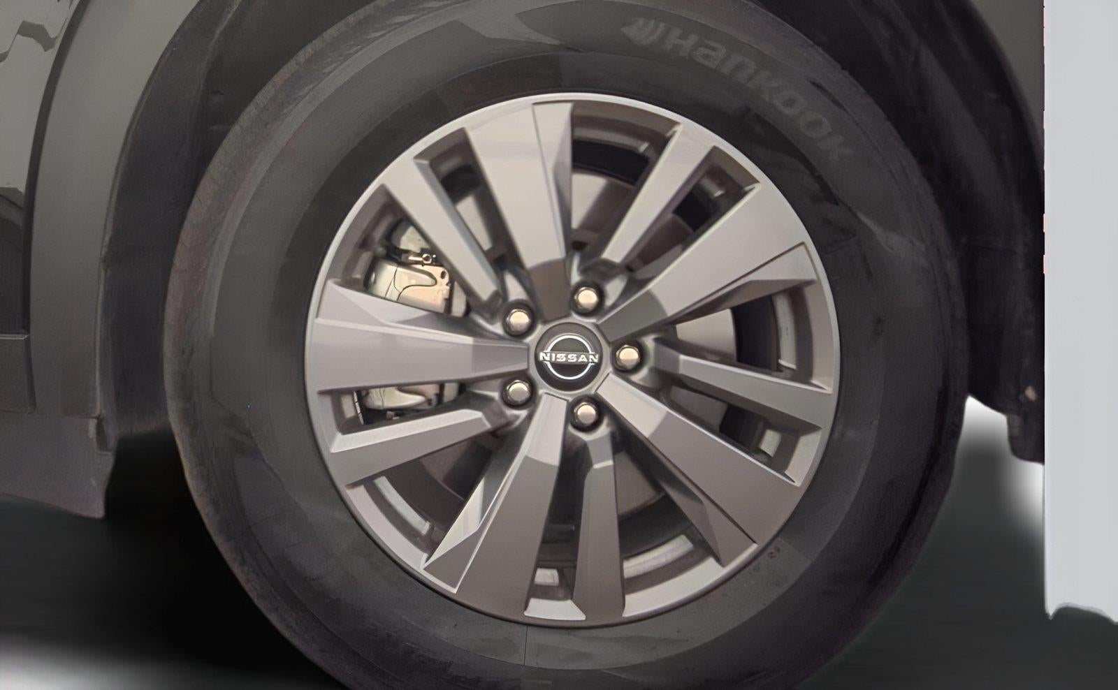 2026 Nissan Pathfinder S