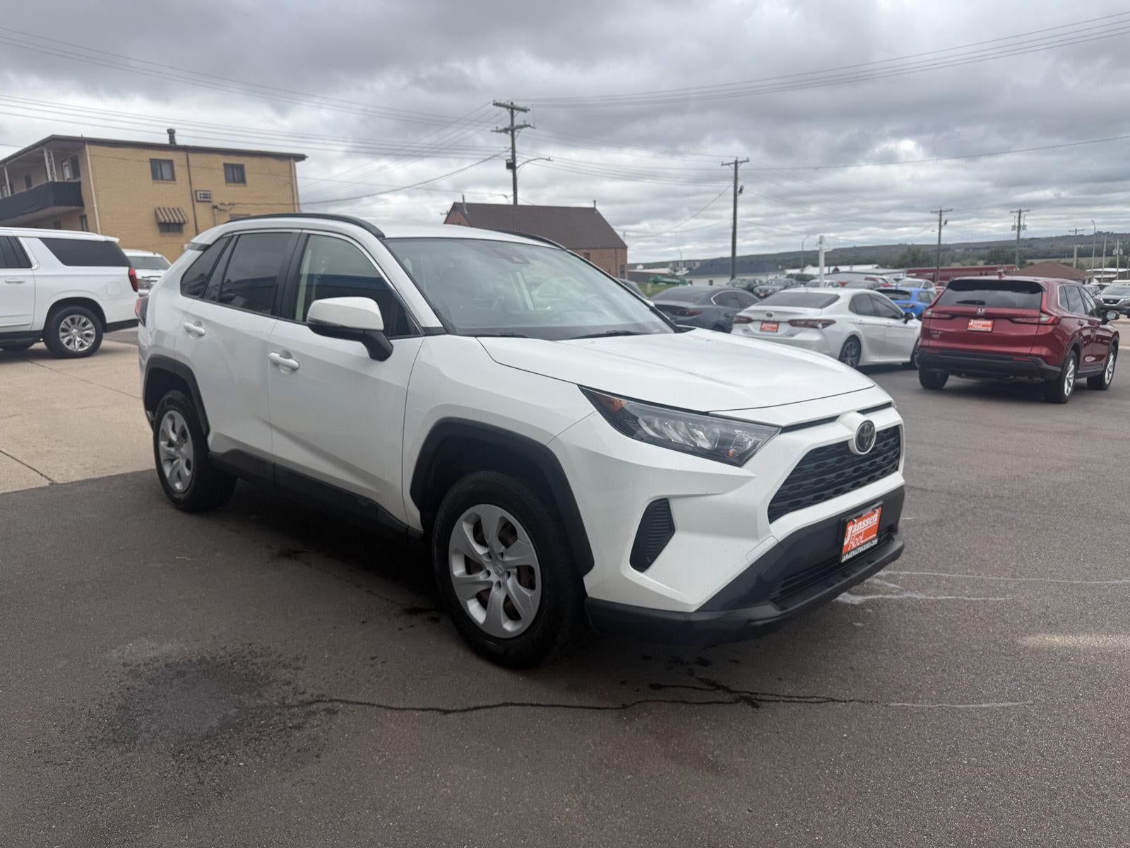2019 Toyota RAV4 LE