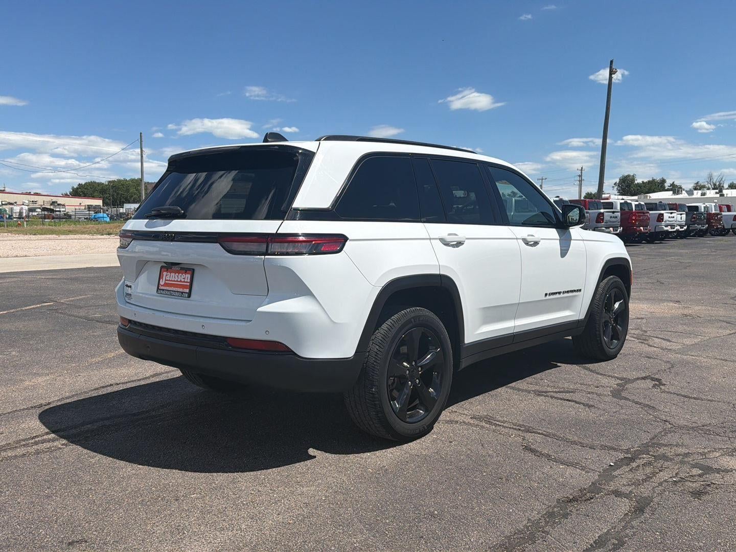 2023 Jeep Grand Cherokee Altitude