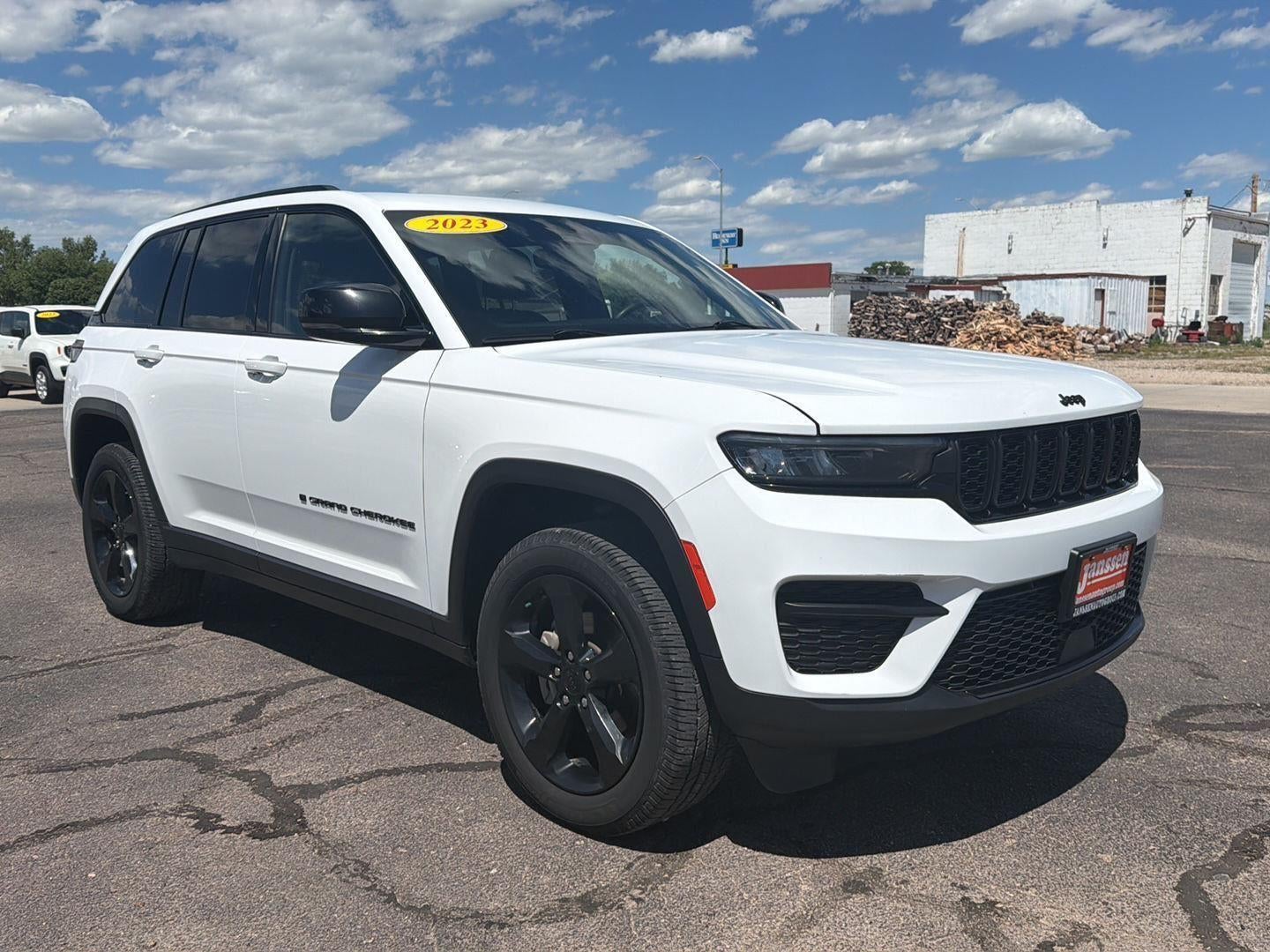 2023 Jeep Grand Cherokee Altitude