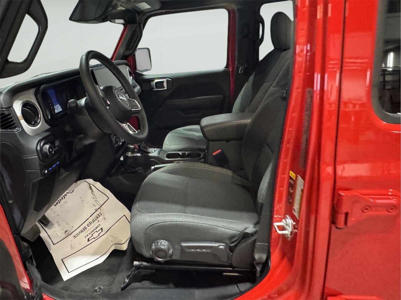 2025 Jeep Wrangler 4xe Sahara