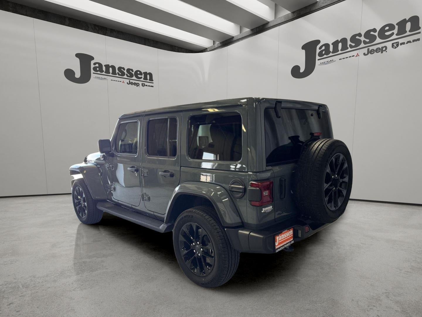 2025 Jeep Wrangler 4xe Sahara