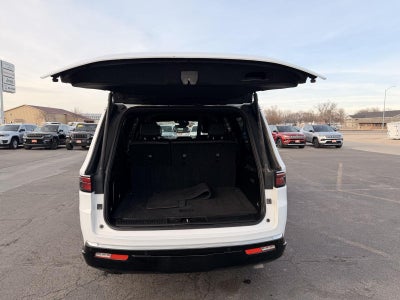 2025 Jeep Wagoneer L Base