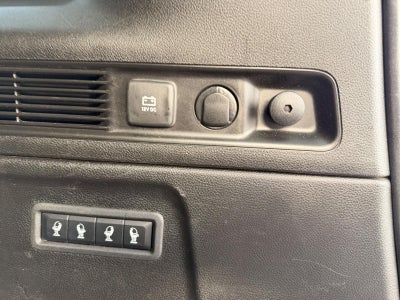 2025 Jeep Wagoneer L Base