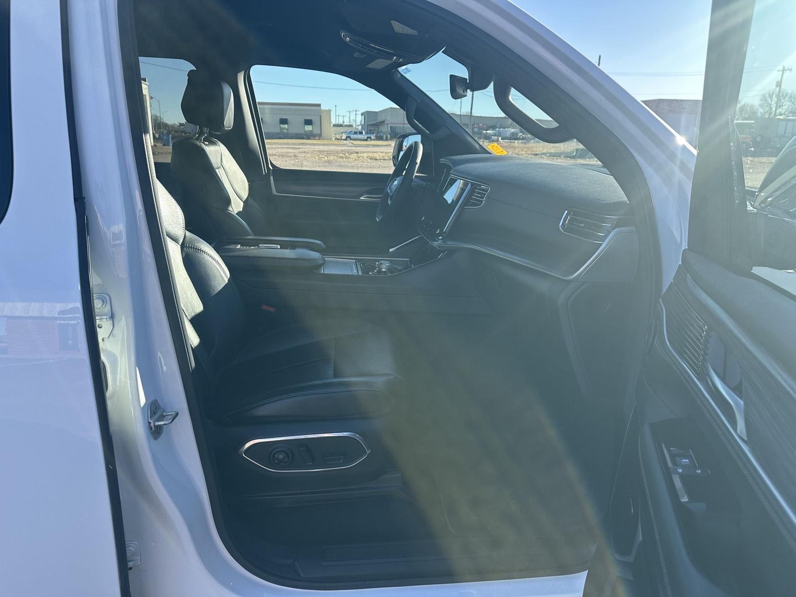 2024 Jeep Wagoneer L Series II