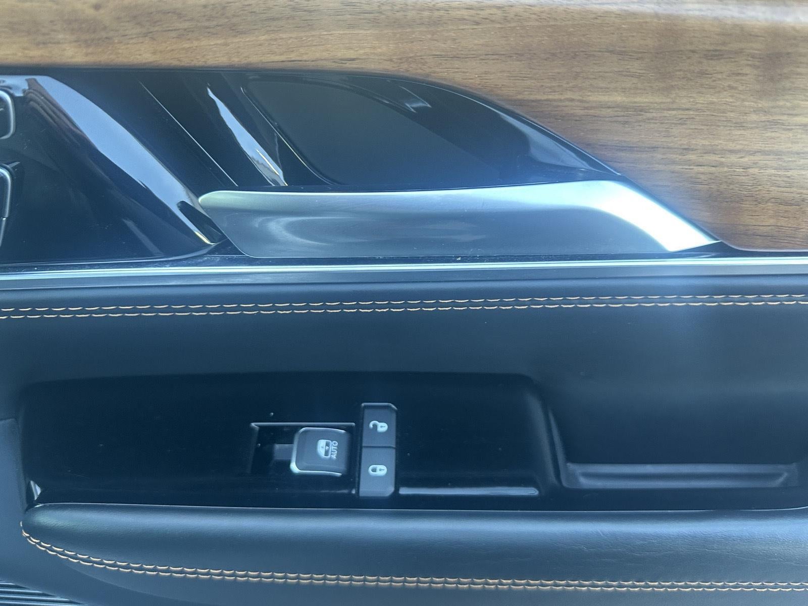 2024 Jeep Grand Wagoneer L Series III