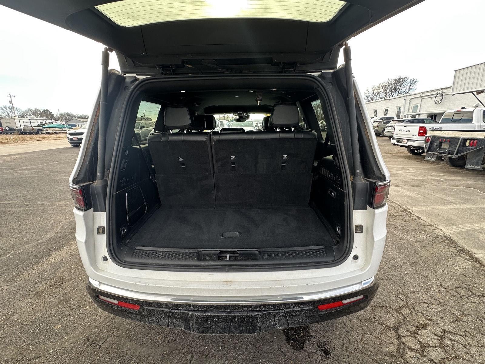 2024 Jeep Wagoneer Series III