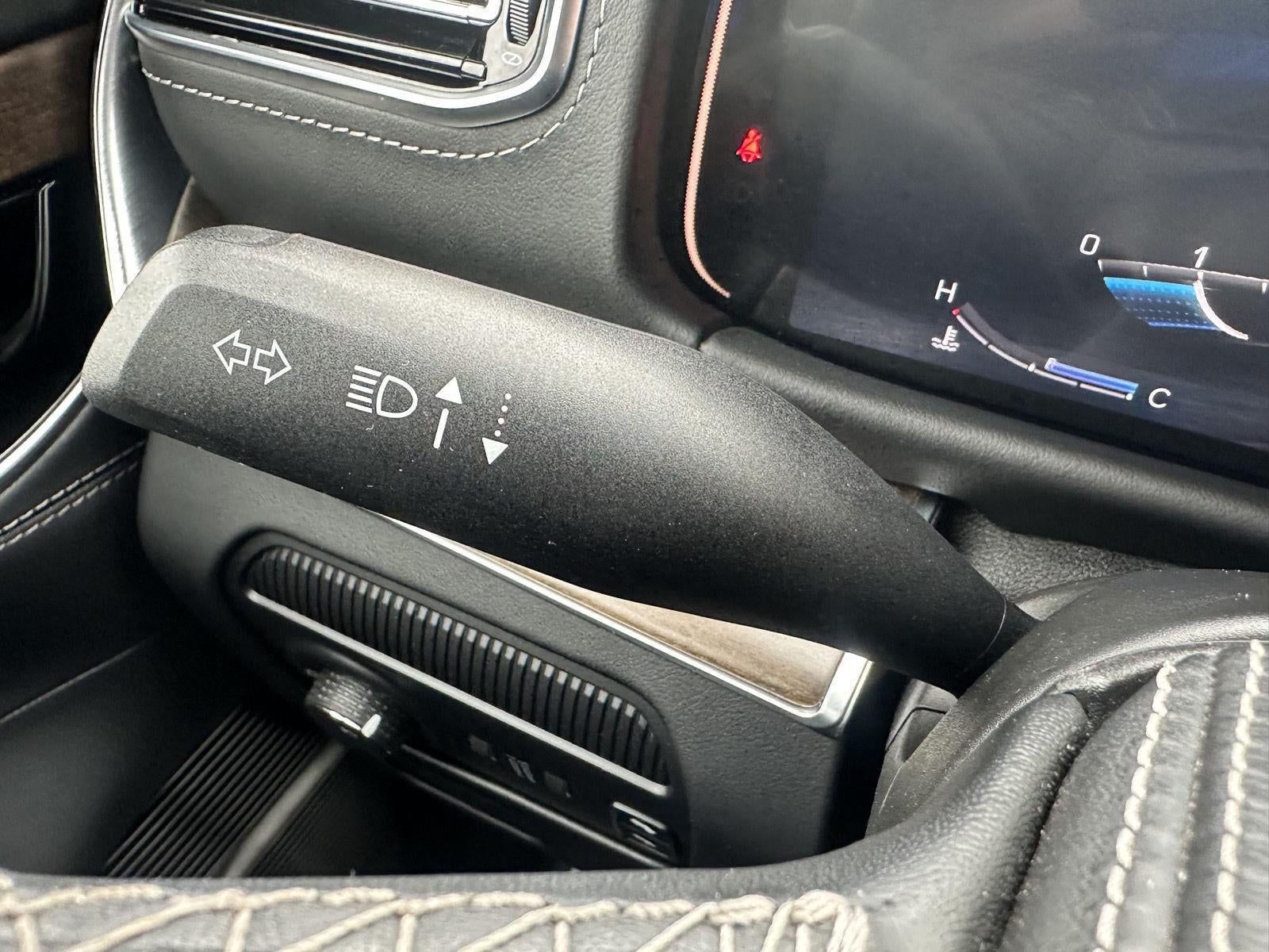 2023 Jeep Grand Wagoneer Series II