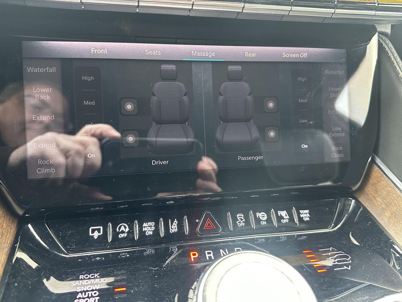 2023 Jeep Grand Wagoneer Series II