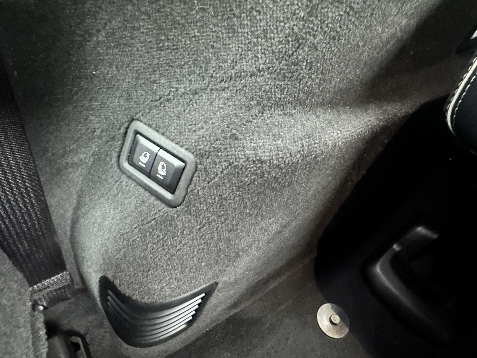 2023 Jeep Grand Wagoneer Series II