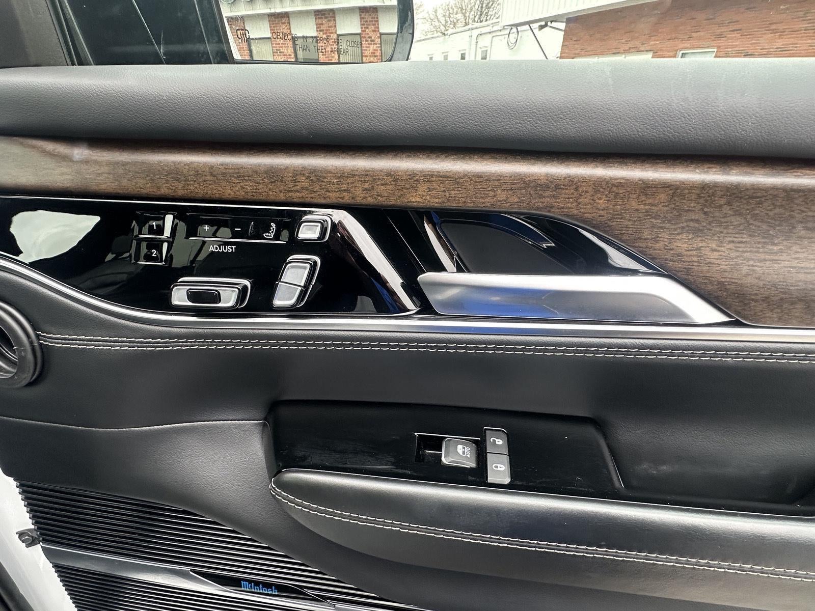 2023 Jeep Grand Wagoneer Series II