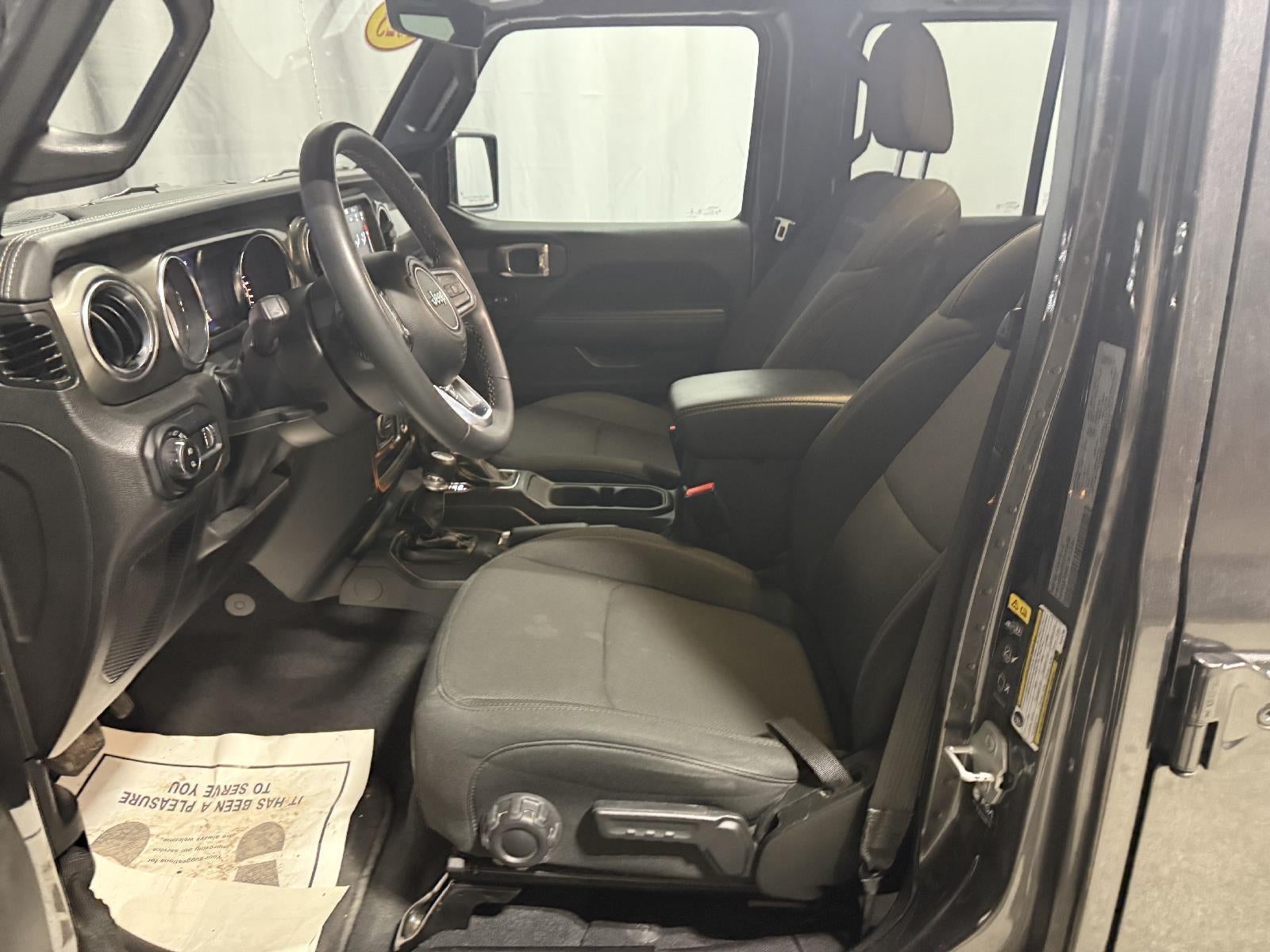 2023 Jeep Gladiator Overland