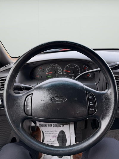 2000 Ford F-150 Base