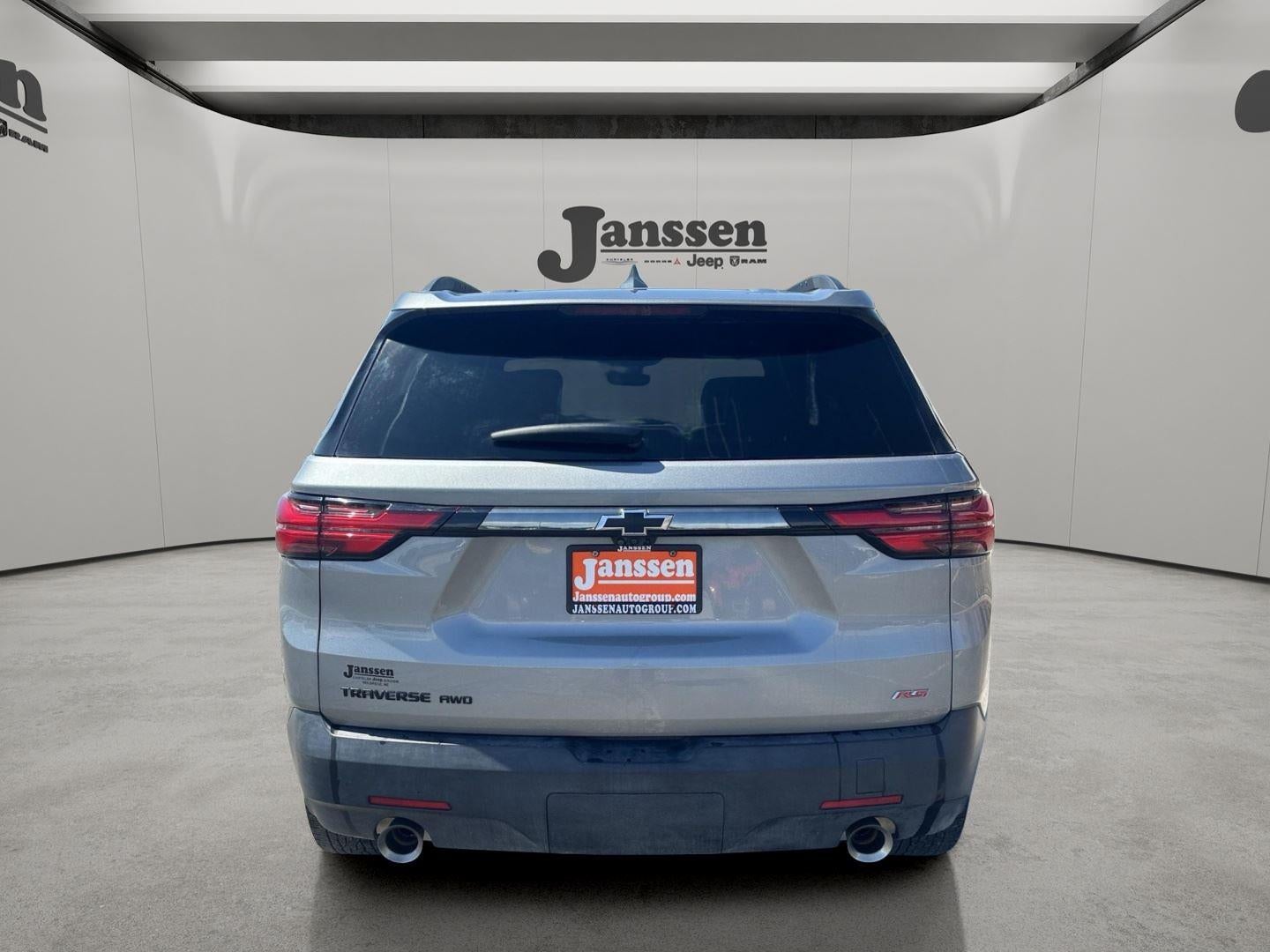 2023 Chevrolet Traverse RS